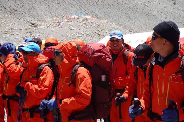 感動(dòng)！チョモランマ登頂全過程を捉えた寫真22枚