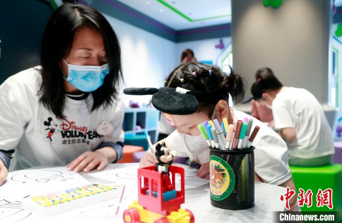 「ディズニー?ファンハウス」が上海児童醫(yī)學(xué)センターにオープン