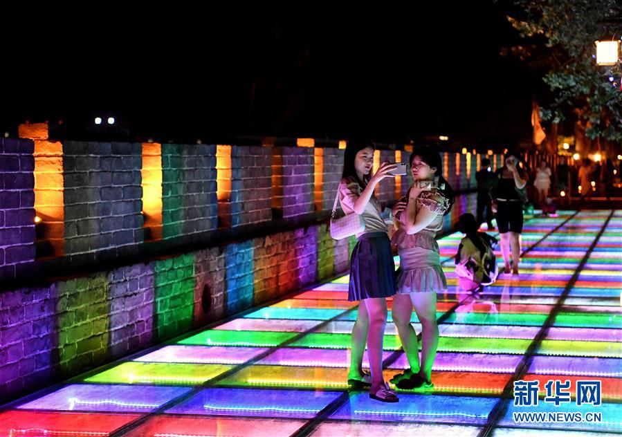 河南省開封でナイトタイムエコノミーが復(fù)活中