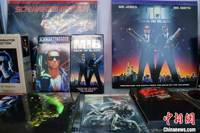 「幻想世界」に通じる書店を訪ねて　四川省成都