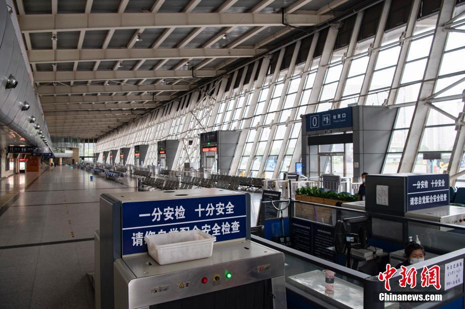 北京市と他省を結ぶ旅客輸送バスが19日から全面運行停止へ