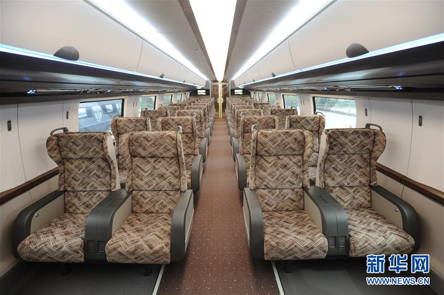 中國、時速600キロのリニア車両がテスト走行に成功