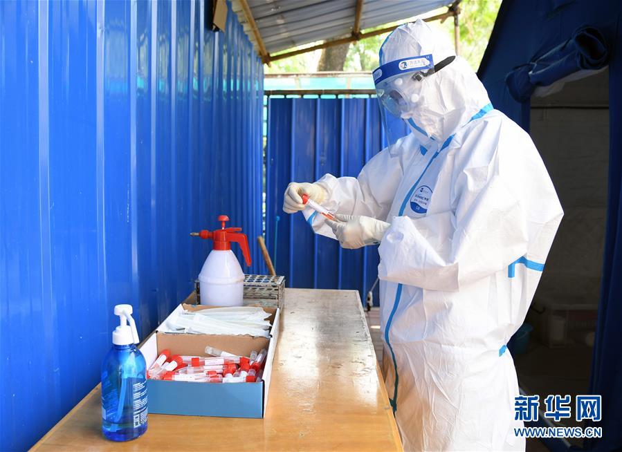 北京市海淀病院総合PCR検査実験室を訪ねて