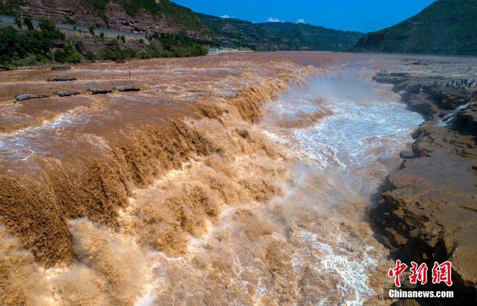 観賞のベストシーズン迎えた黃河壺口瀑布