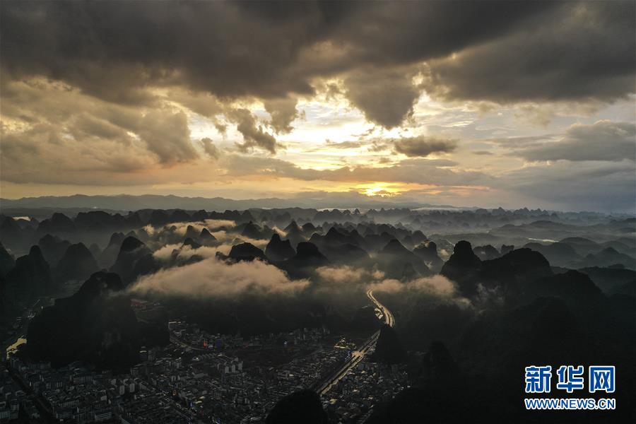 夏の爽やかで美しい風景　広西陽朔