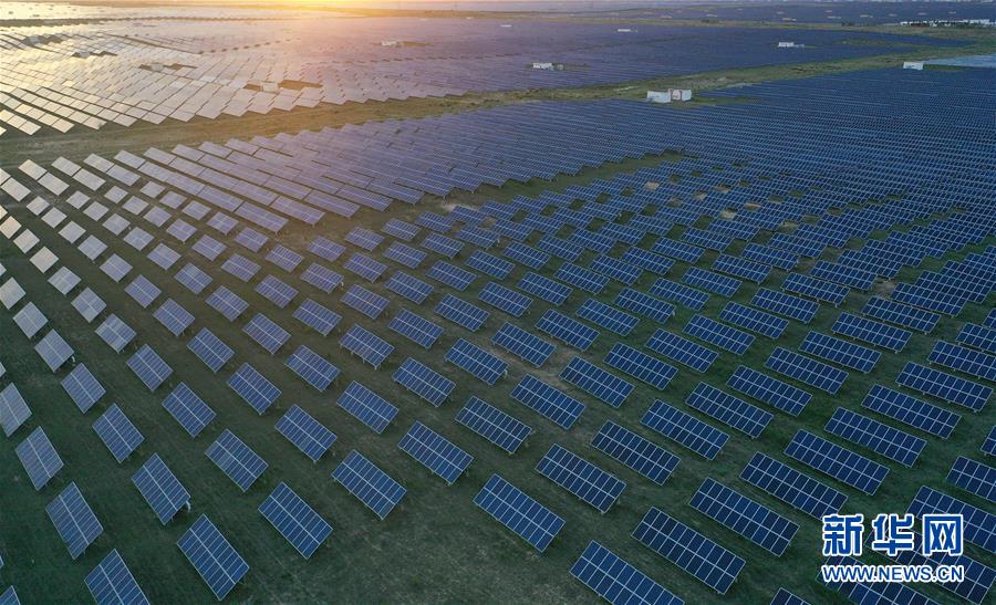 青海省のクリーンエネルギー外部送電量、上半期に100億kWhを突破