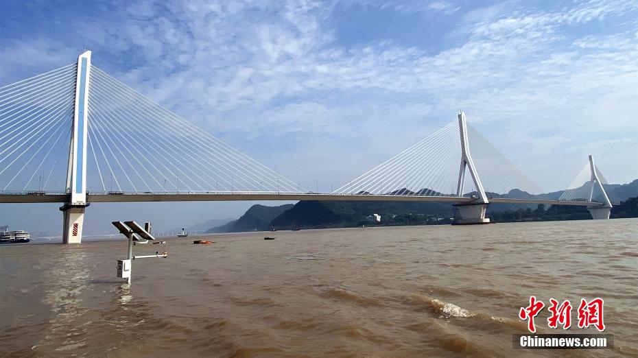 長(zhǎng)江2020年第2號(hào)洪水が湖北宜昌を無(wú)事通過(guò)