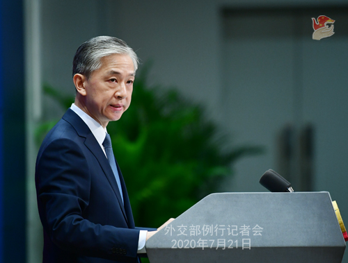 英國は香港地區(qū)への植民統(tǒng)治的影響力の保持という幻想を棄てるべき