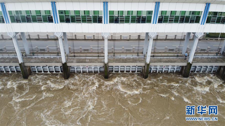 安徽淮河の水門(mén)、放流停止へ