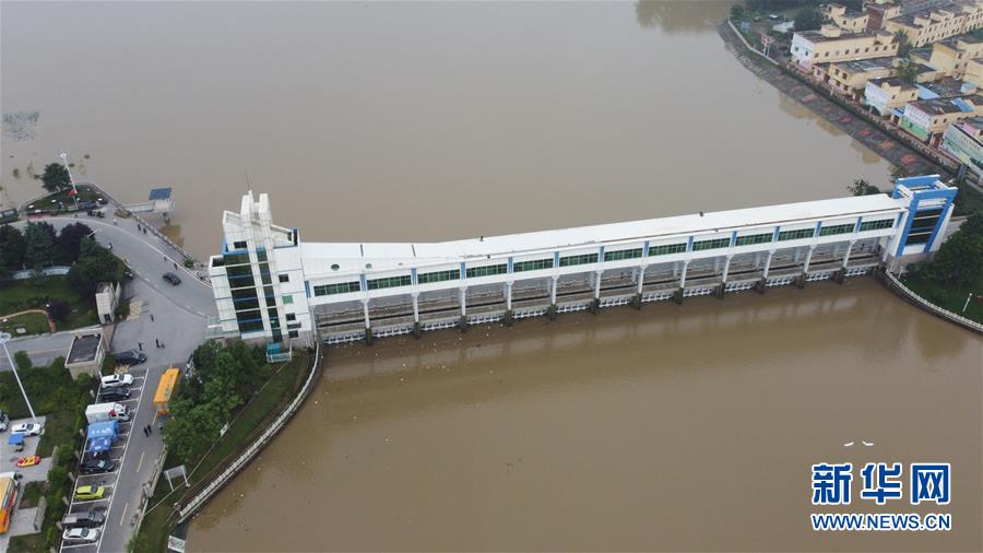 安徽淮河の水門、放流停止へ