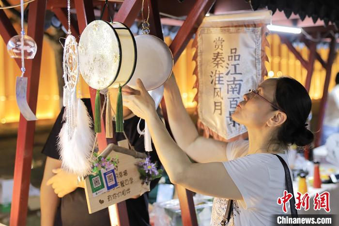 秦淮テイスト満載！江蘇省南京に「長乾里潮玩街」がオープン