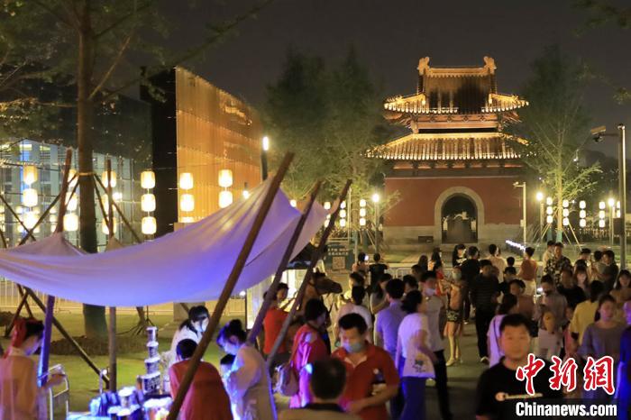 秦淮テイスト満載！江蘇省南京に「長(zhǎng)乾里潮玩街」がオープン