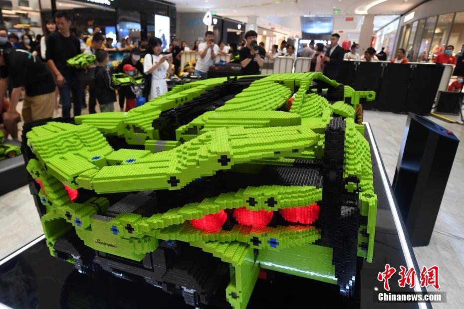 使用したブロック約27萬個！レゴ版「ランボルギーニ」が蘭州に登場　甘粛省