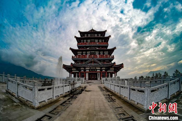 國內(nèi)外著名カメラマンが四川省朝天で撮影ツアー