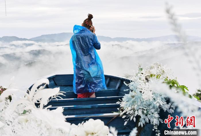 國內(nèi)外著名カメラマンが四川省朝天で撮影ツアー