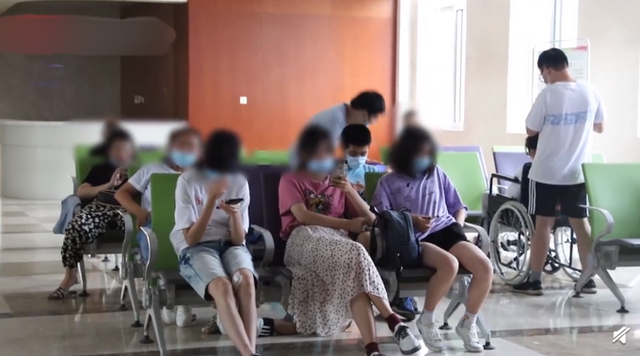 大學(xué)受験の後は二重瞼手術(shù)、男性が2割占める　江蘇省