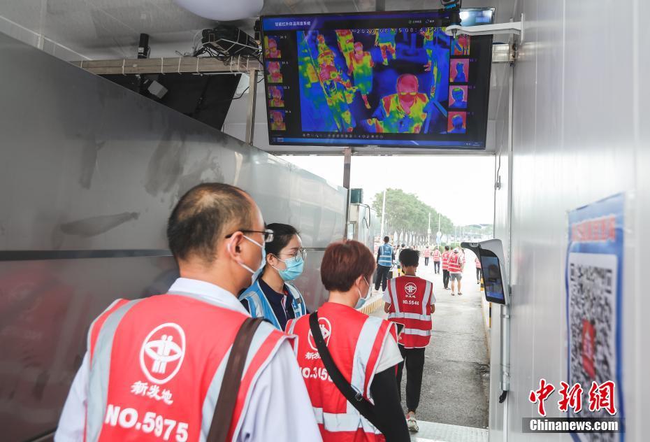 営業(yè)を再開した北京新発地市場(chǎng)