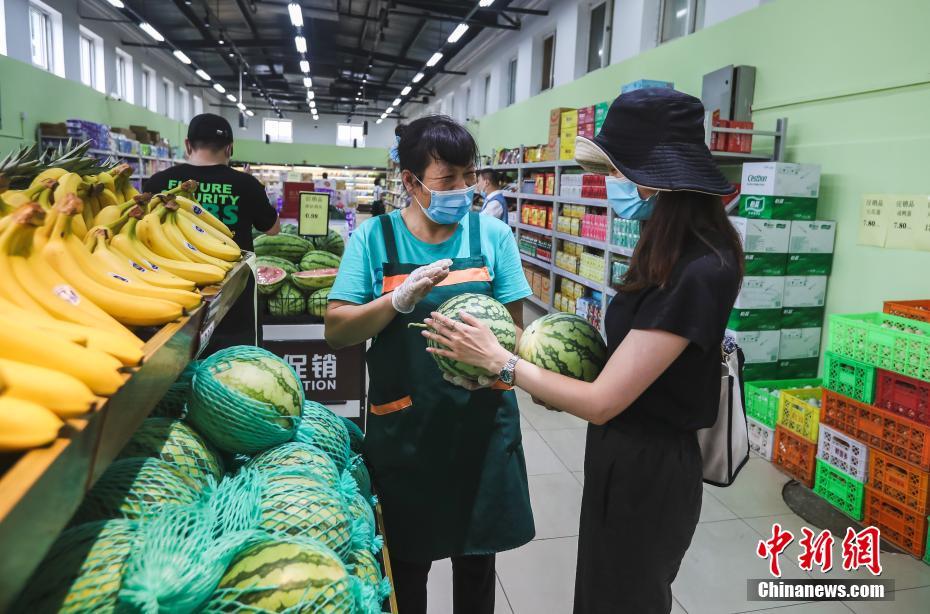 営業(yè)を再開した北京新発地市場