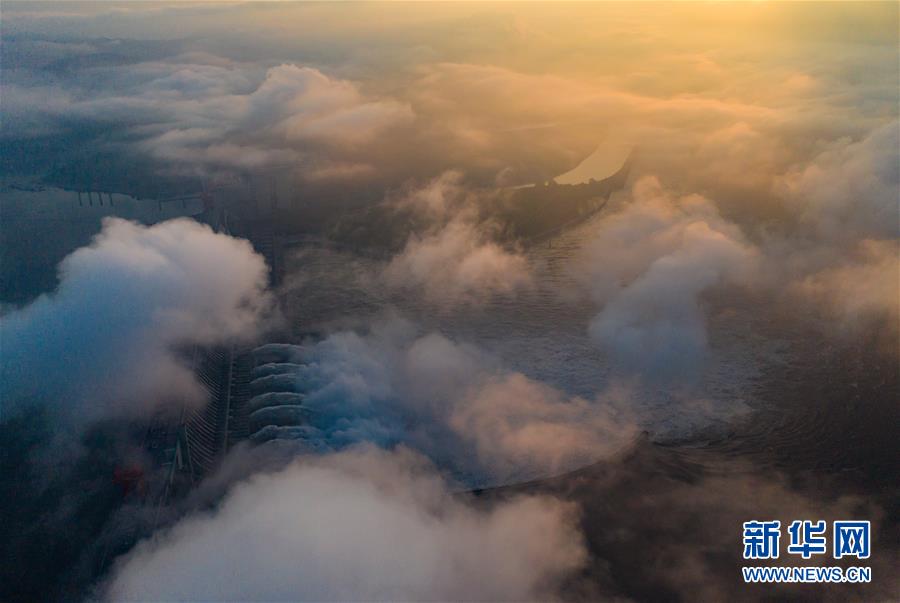 長(zhǎng)江上流の支流?岷江の洪水警報(bào)を最高レベルに引き上げ