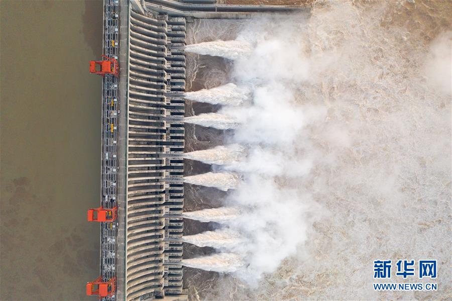 長(zhǎng)江上流の支流?岷江の洪水警報(bào)を最高レベルに引き上げ