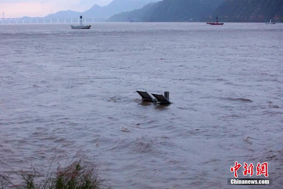 「長江5號洪水」の増水ピークが湖北省宜昌に到達