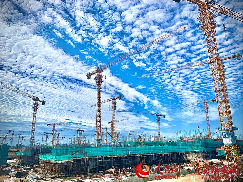 雄安新區(qū)に広がった素晴らしい青空　河北省