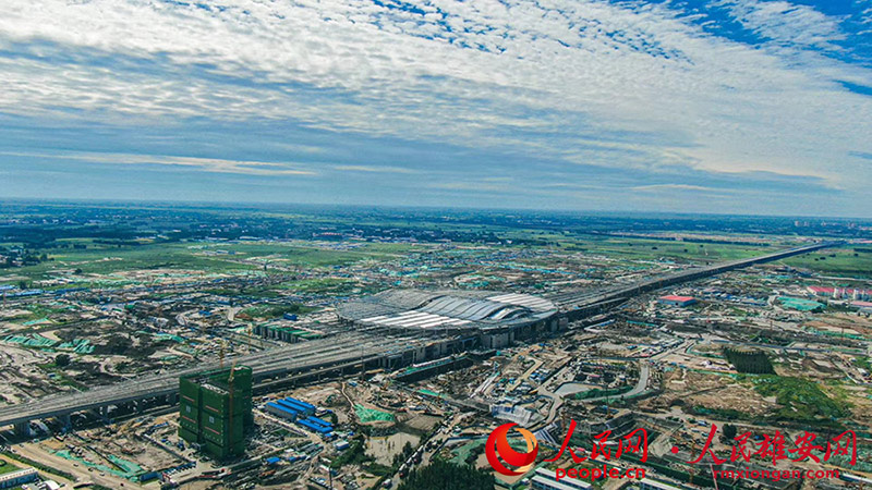 雄安新區(qū)に広がった素晴らしい青空　河北省