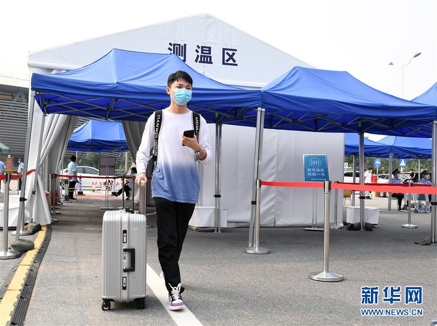 北京の各大學、新學期開始で続々と學生戻る