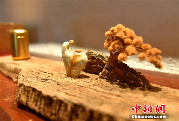 福建省、コルク彫刻が描く繊細(xì)で神秘的な世界