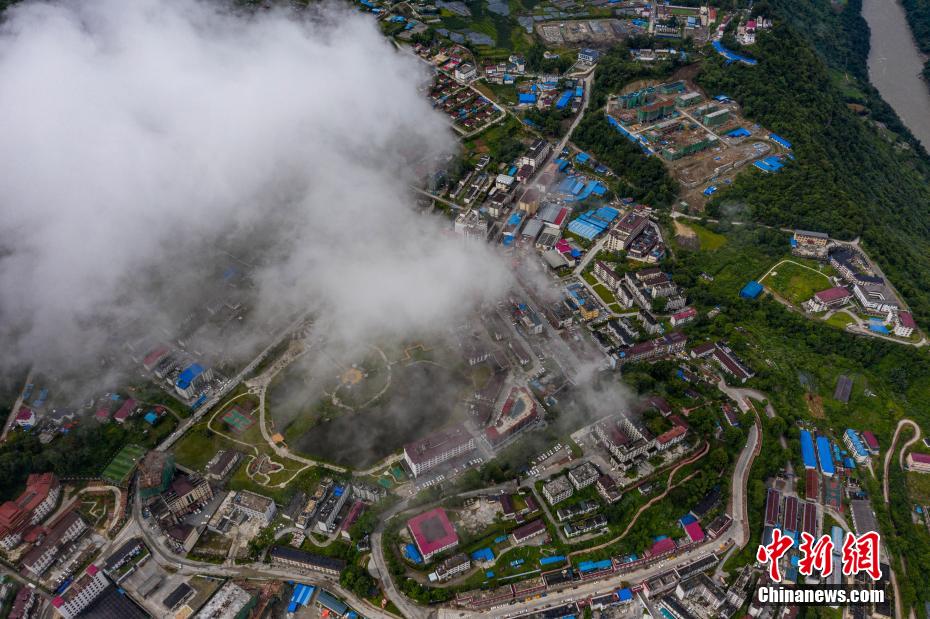 人々を魅了する「蓮花の秘境」チベット墨脫の風(fēng)景