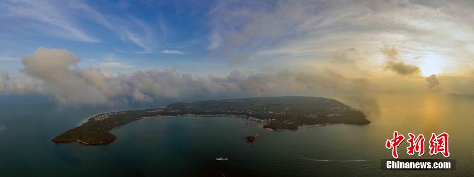 中國(guó)で最も「若い」火山島の美しい秋景色　広西