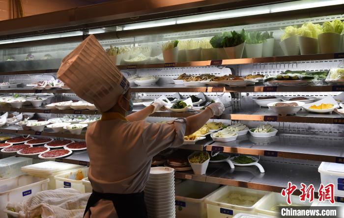 食べ殘しゼロ目指し、「ハーフサイズ」を提供する火鍋店多數(shù)に　重慶市