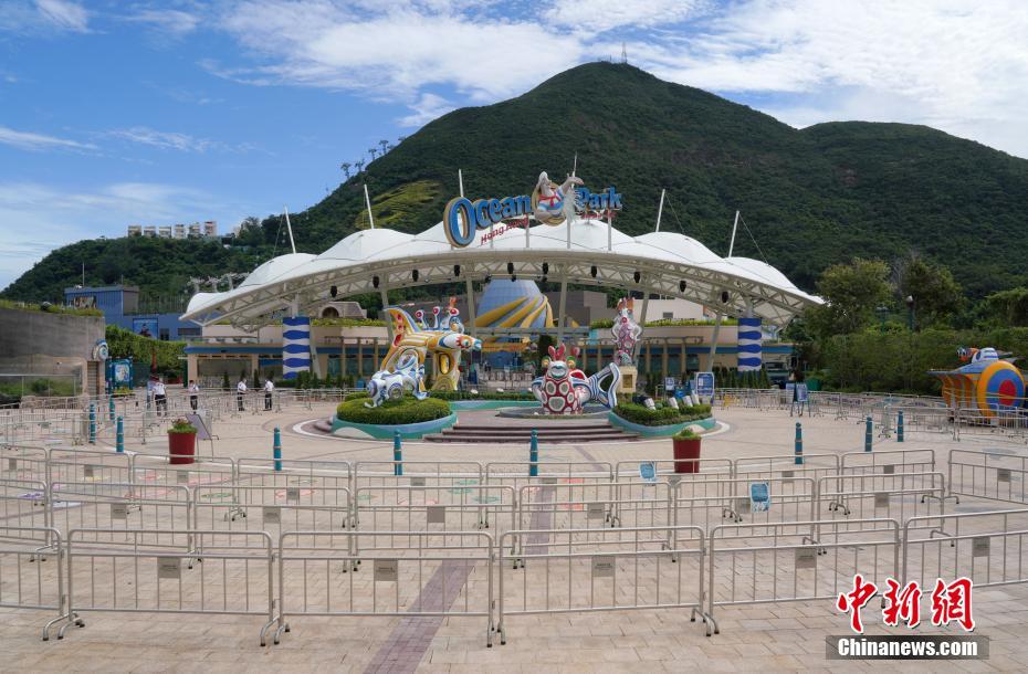 香港オーシャンパーク　再開へ向けて準備中

