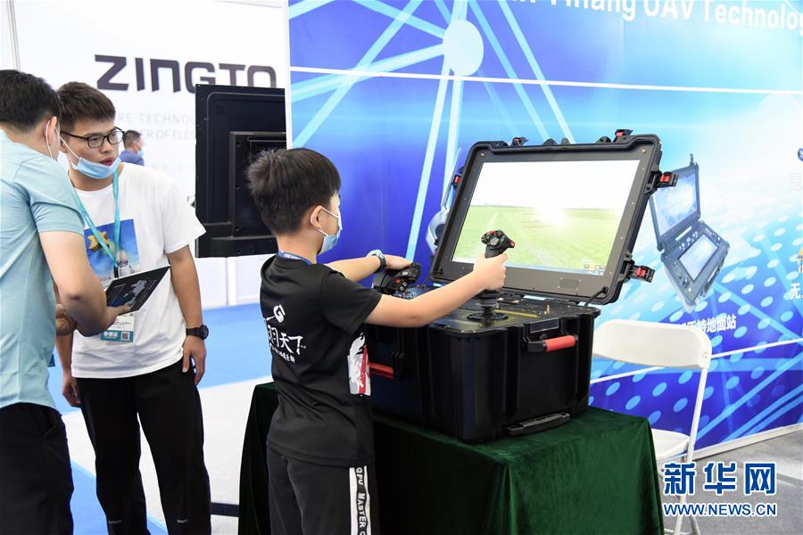 ドローン1千機が「2020年世界ドローン大會」に勢揃い　広東省深セン