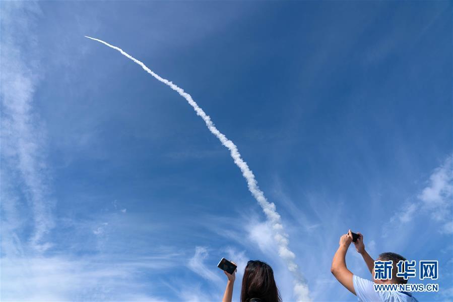 長征11號、中國初の海上商業(yè)化打ち上げに成功