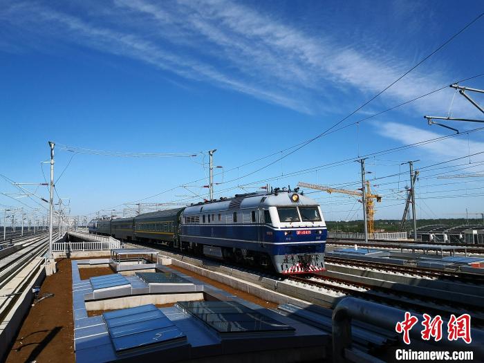 京雄都市間鉄道大興空港―雄安駅區(qū)間で動態(tài)管理點(diǎn)検車が初運(yùn)行