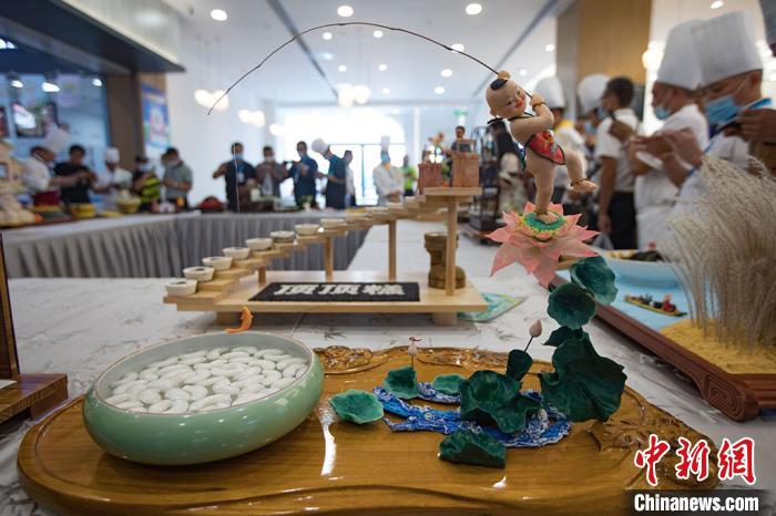 江蘇省で中國(guó)高速道路グルメフェス、各地のシェフが腕前競(jìng)う