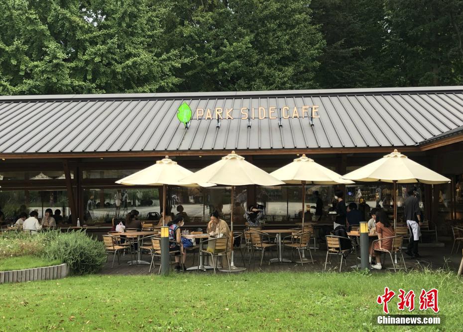 日本、シルバーウィーク中の外出増加