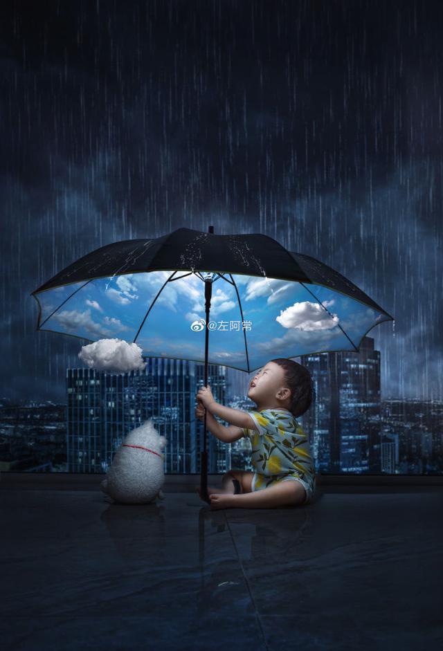 パパすごい！ユニークな特撮親子寫真を撮影する若いカメラマンパパ