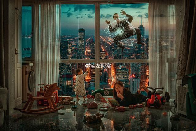 パパすごい！ユニークな特撮親子寫真を撮影する若いカメラマンパパ