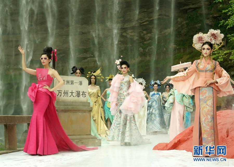 中國(guó)重慶國(guó)際ファッションウィークが閉幕