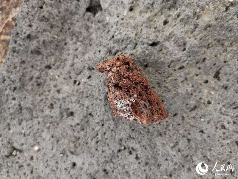 五大連池景勝地は秋のベストシーズン到來　黒竜江省