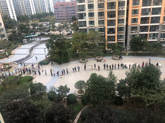 青島市民のPCR検査所を人民網(wǎng)記者が取材　山東省