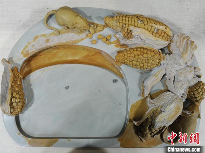 石に生命吹き込む吉林省長(zhǎng)春の農(nóng)民石彫家　子供のころの記憶を作品に