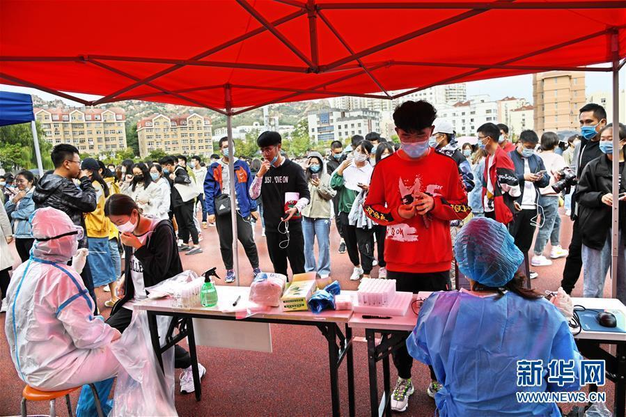 1萬人以上の醫(yī)療従事者が400萬人以上の検體を採取　山東省青島