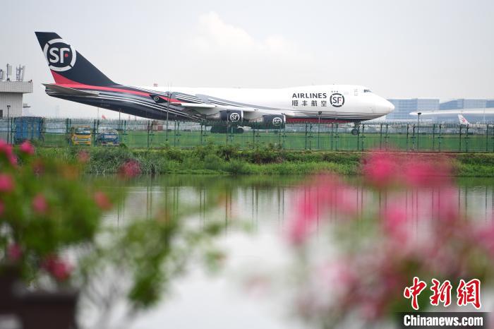 深セン特區(qū)設置から40周年　グローバル?モデル都市建設の新たな道を開拓