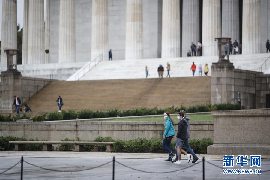 米研究機関予測「米國の新型コロナ感染死者數(shù)、來年2月には40萬人に」