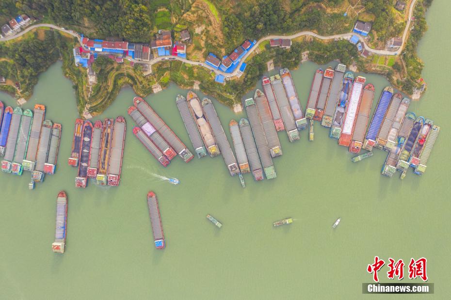 三峽ダム、試験貯水目標(biāo)の175メートルを近く達(dá)成