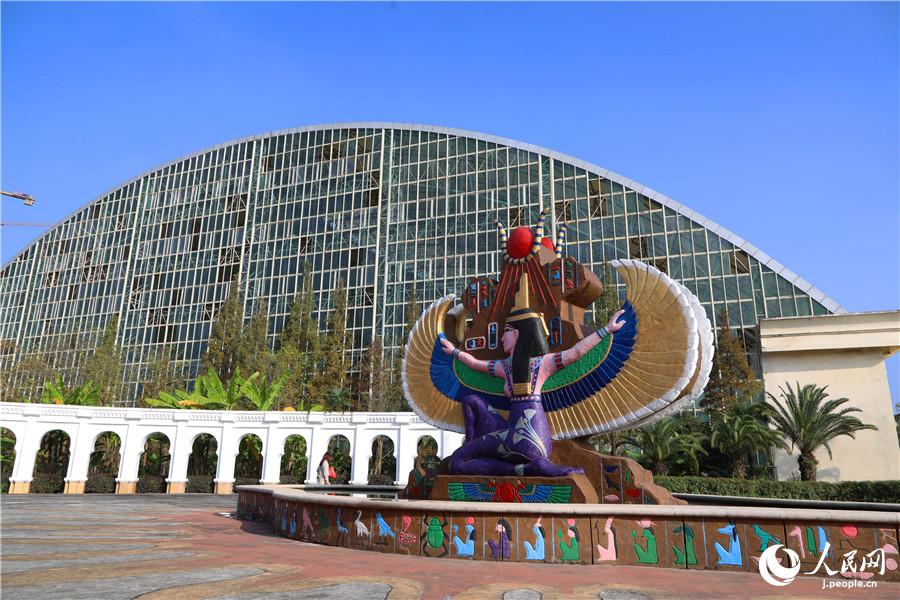 中國でもできる！プカプカ浮遊する「死?！贵w験　四川省遂寧