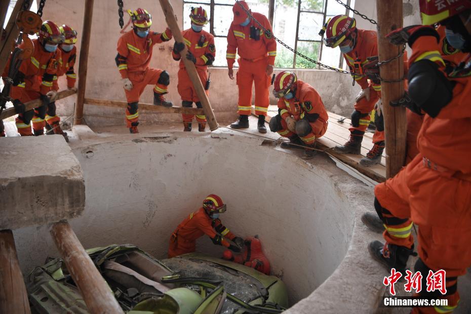 雲(yún)南で地域を跨いだ地震救援実動演習を?qū)g施